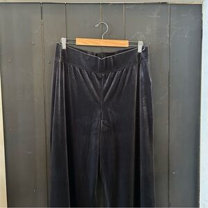 Lands' End Velvet Pants in Charcoal